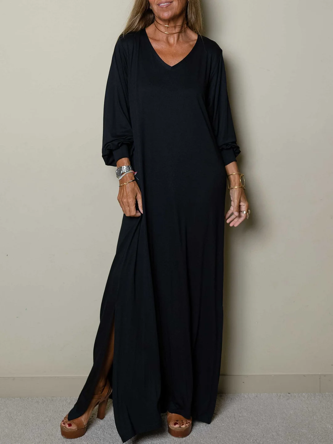 Chic V-neck Maxi Dress for All Occasions