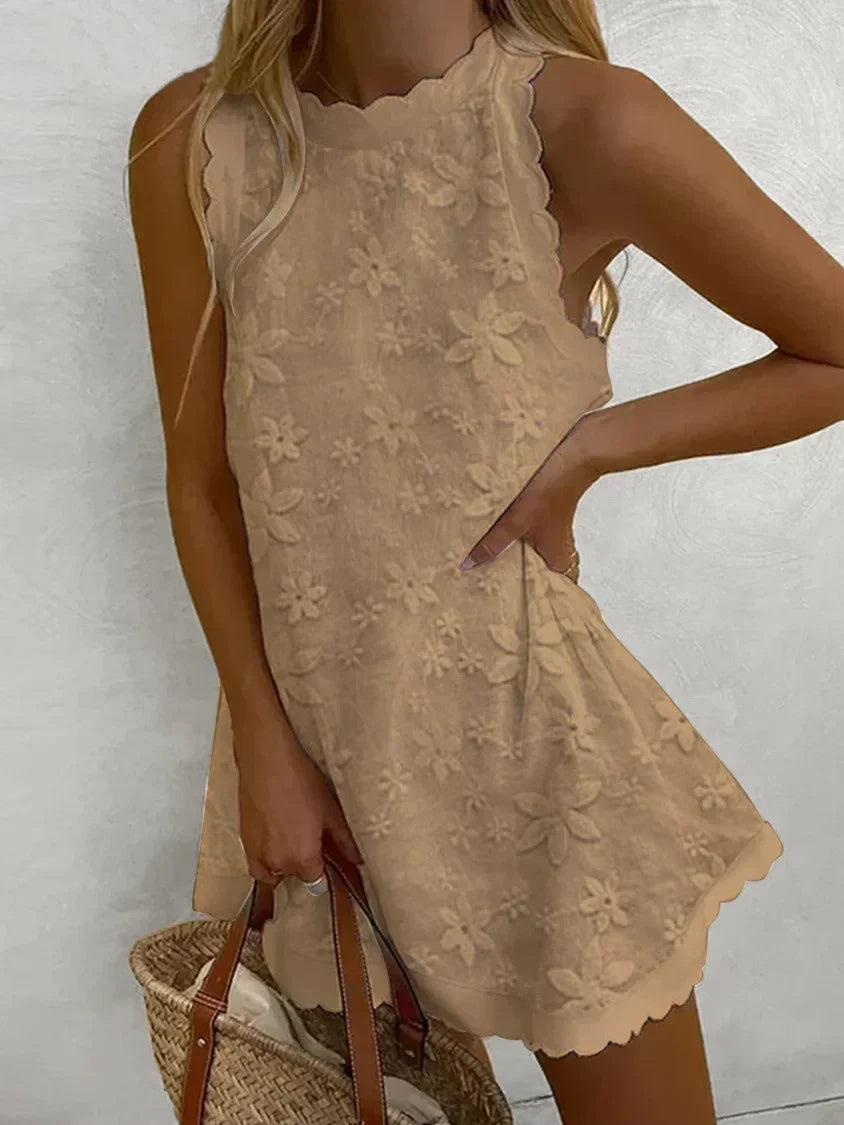 Casual Women's Sleeveless Lace Dress - Light and Luxurious