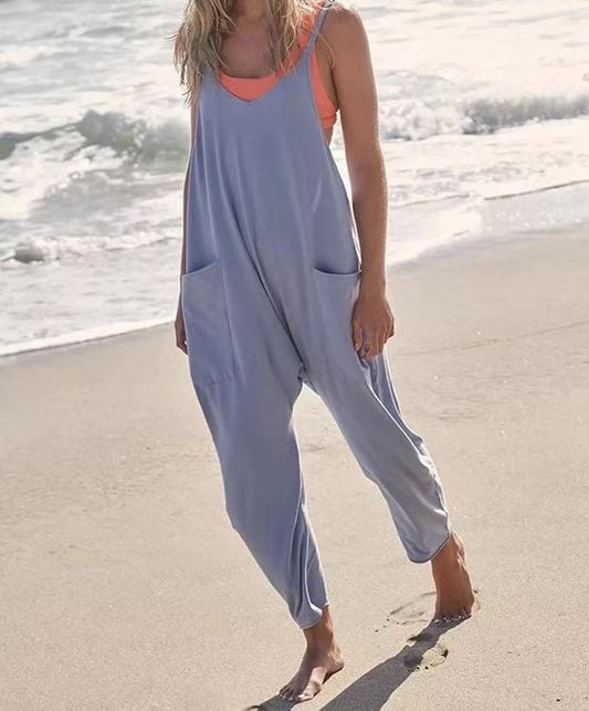 Chic Sleeveless Wide Leg Jumpsuit with Functional Pockets