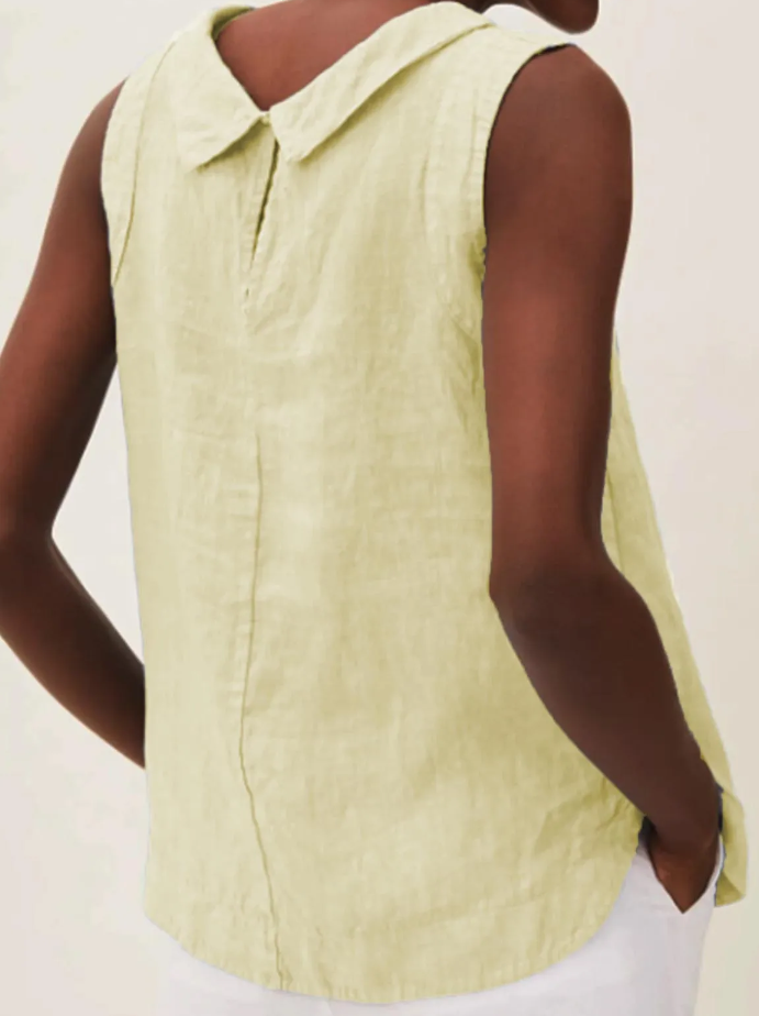 Linen Blouse with Short Sleeves and Round Neckline – Summer Lightness