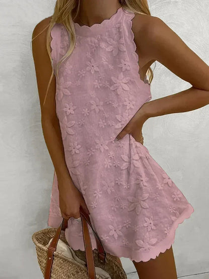 Casual Women's Sleeveless Lace Dress - Light and Luxurious