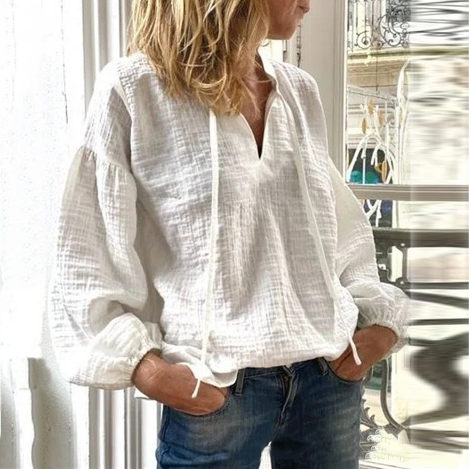 Eva's Elegance - Timeless Vintage Blouse