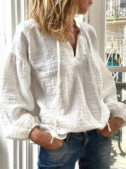 Eva's Elegance - Timeless Vintage Blouse