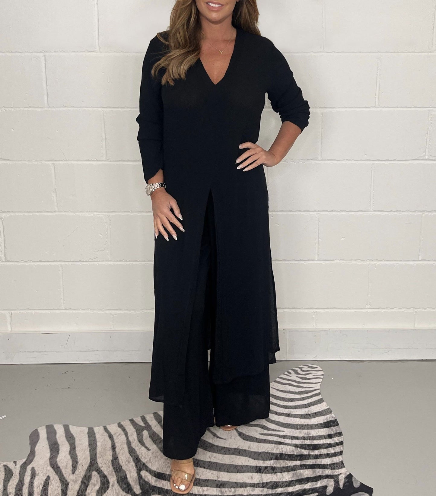 Stylish Two-Piece Long Tunic and Trousers Set for Effortless Elegance