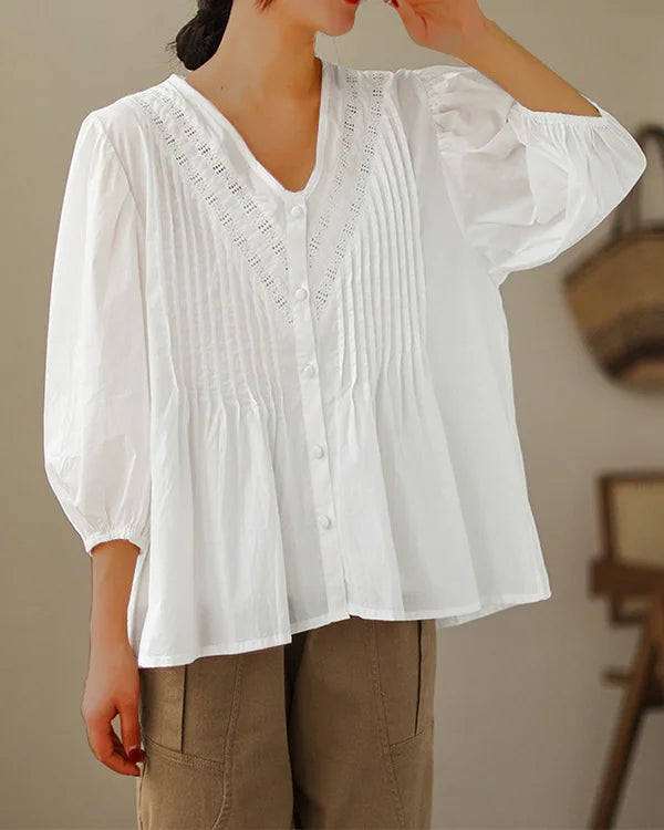 Ellen – Elegant lace V-neck shirt