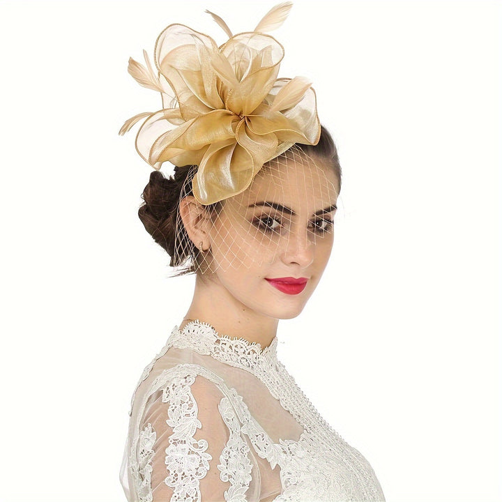 Fascinator Hat – Structured Design & Non-Feather Trim