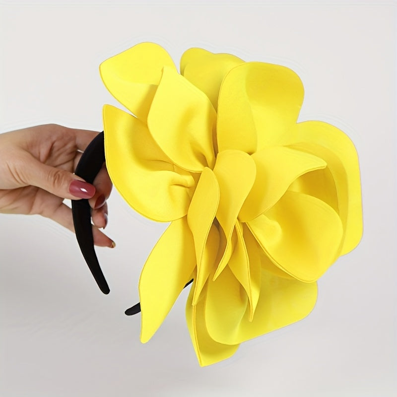 Headpiece – Bold Design & Statement Floral Accent