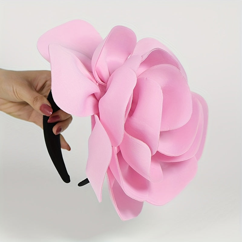 Headpiece – Bold Design & Statement Floral Accent