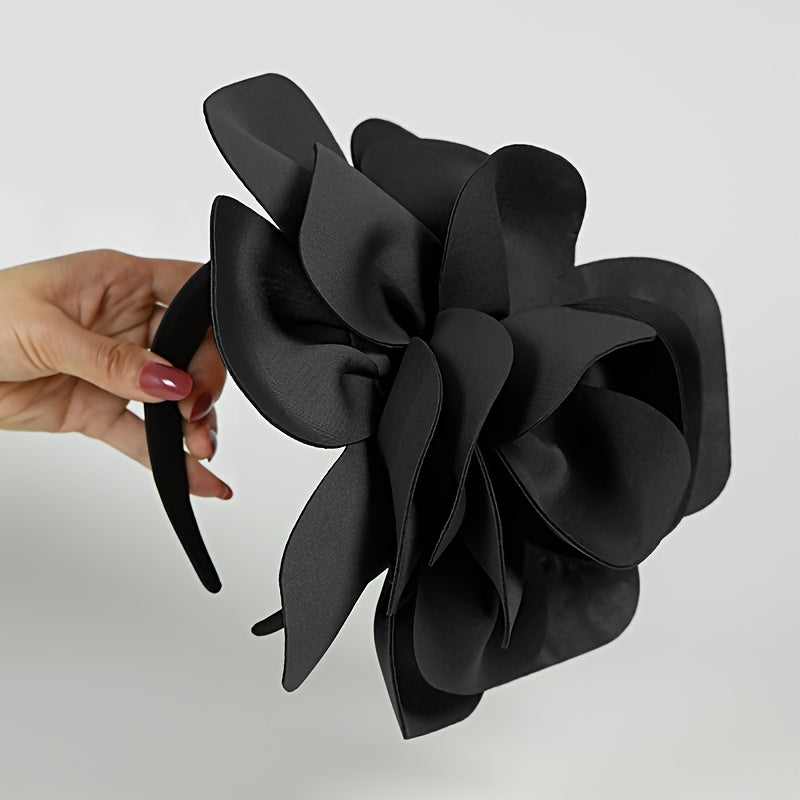 Headpiece – Bold Design & Statement Floral Accent