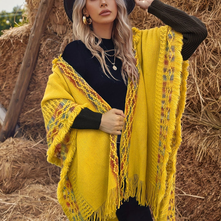 Hooded Cape – Geometric Pattern & Soft Comfortable Fit
