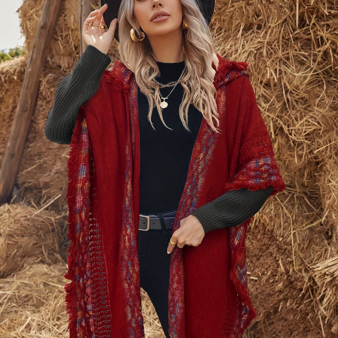 Hooded Cape – Geometric Pattern & Soft Comfortable Fit