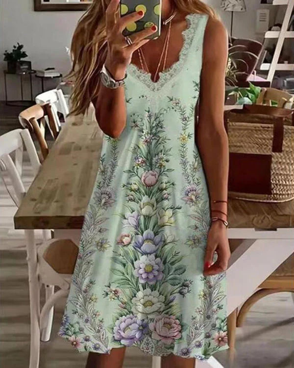 Casual Floral Lace Dress - A Summer Essential